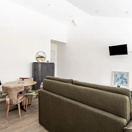 Apartman La Croix D'or